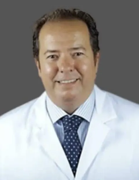 Dr. Agustín Arroyo Bielsa | Clínica Medivás Madrid Dr. Agustín Arroyo Bielsa, director médico y especialista en Angiología y Cirugía Vascular en Clínica Medivás Madrid