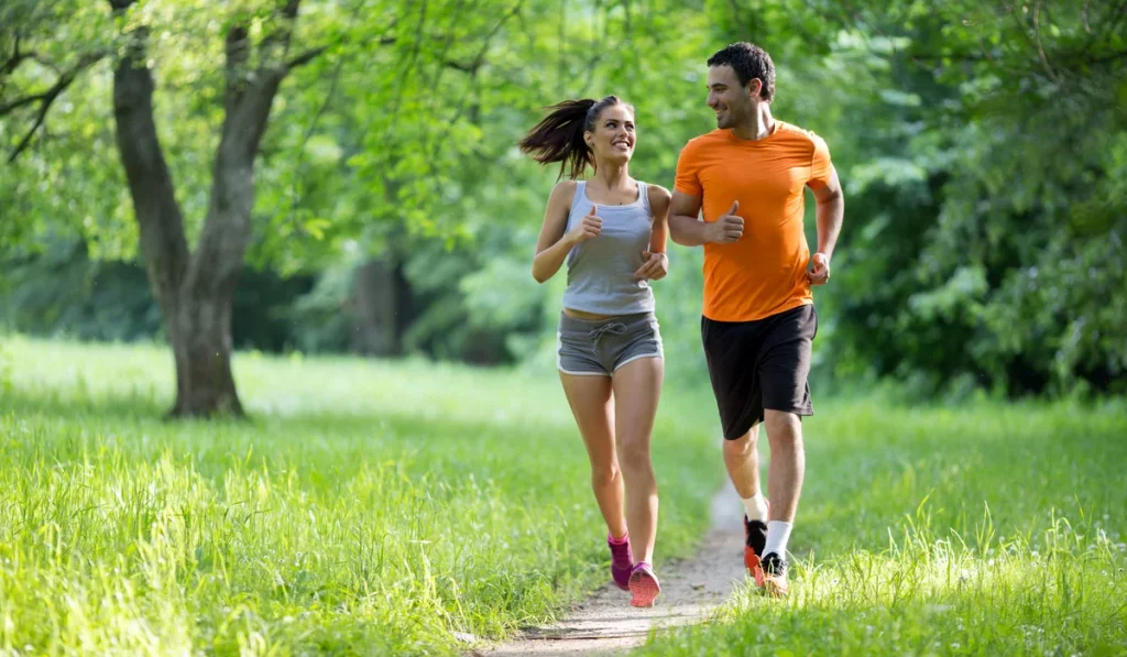 Los mejores deportes para mejorar la circulación sanguínea y cuidar tu salud cardiovascular | Clínica Medivás Madrid Trotar