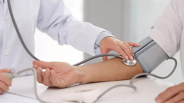 Hypertension arterial | Clínica Medivás Madrid tension arterial.jpg